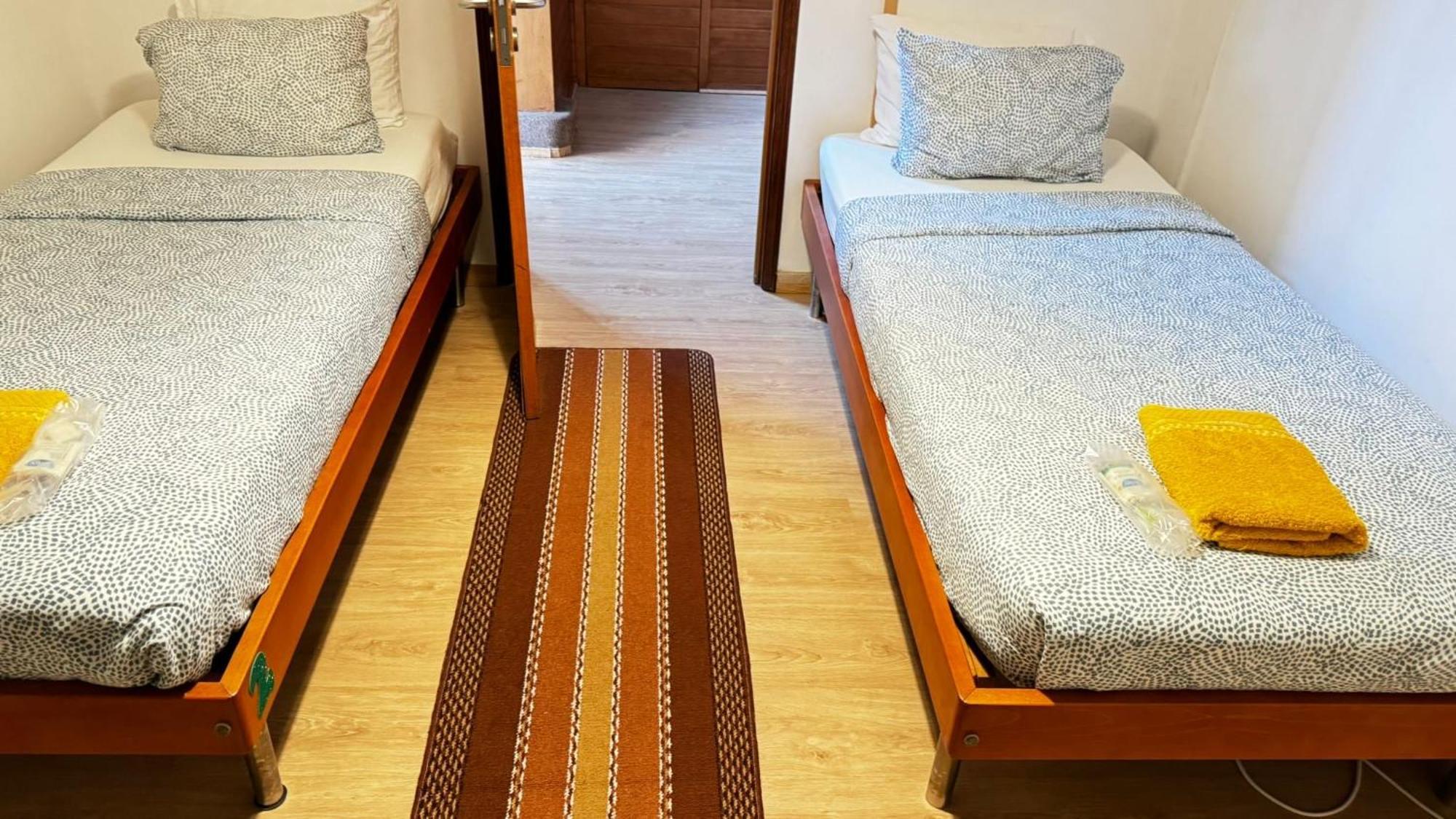 Vikap Guest House ポルト エクステリア 写真
